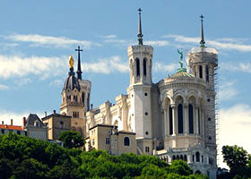 lerelaisdelagodasse-activites-lyon-basilique-fourviere